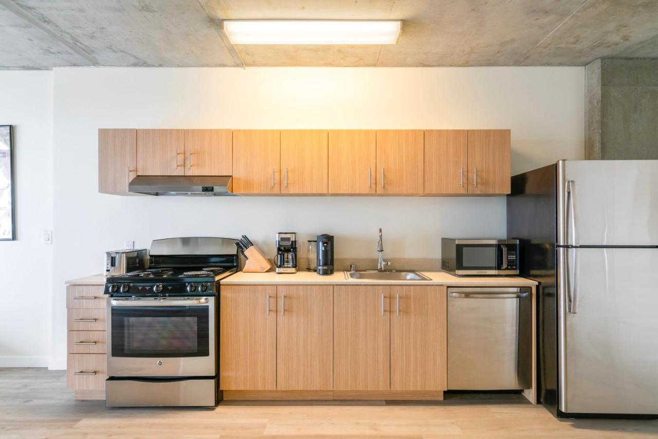 New 2Br Upscale Hollywood Apartment ลอสแอนเจลิส ภายนอก รูปภาพ