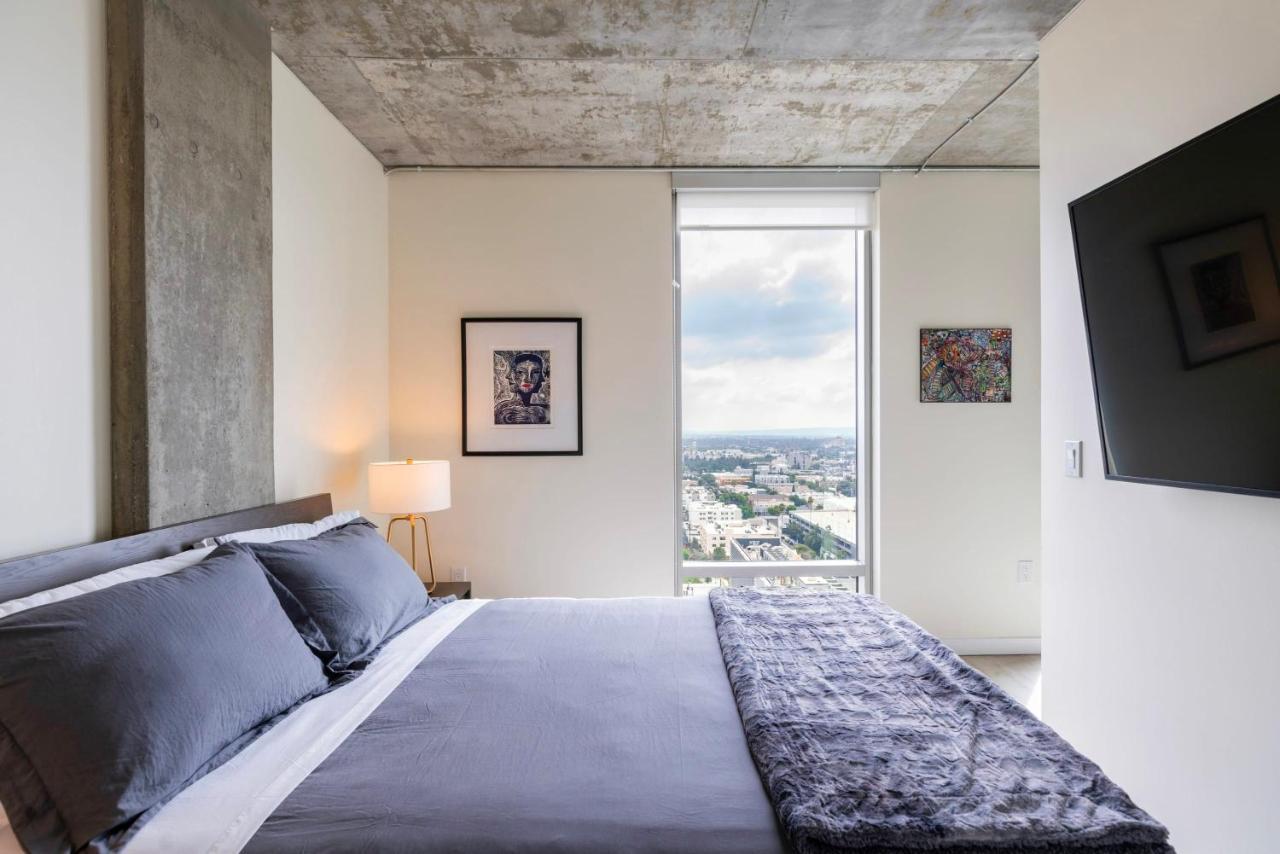 New 2Br Upscale Hollywood Apartment ลอสแอนเจลิส ภายนอก รูปภาพ
