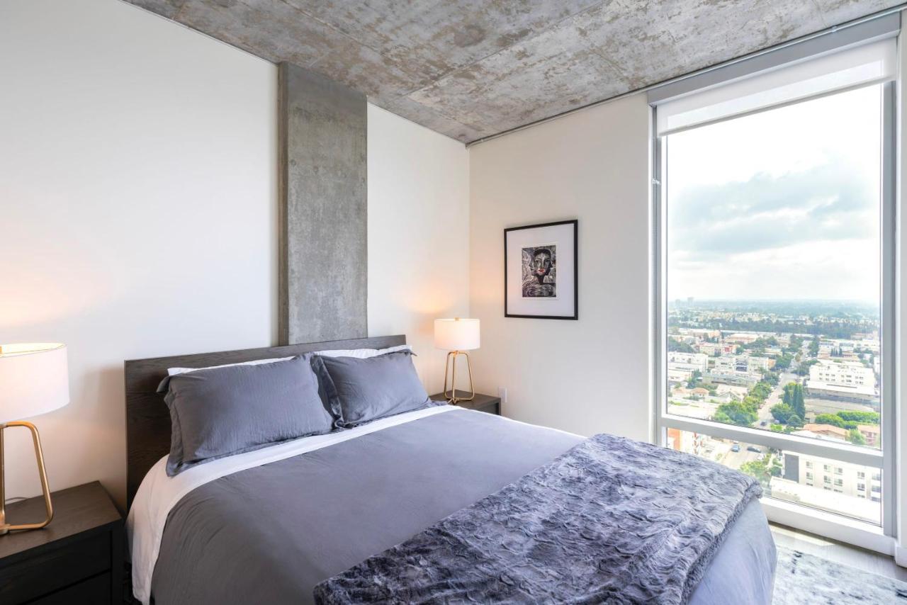 New 2Br Upscale Hollywood Apartment ลอสแอนเจลิส ภายนอก รูปภาพ